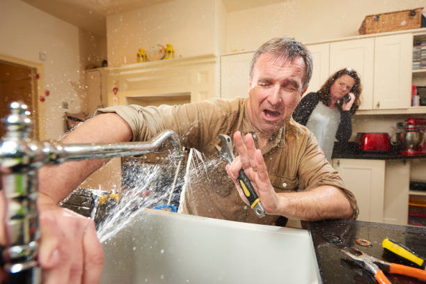 Best Local water damage restoration  in Montclair, CA